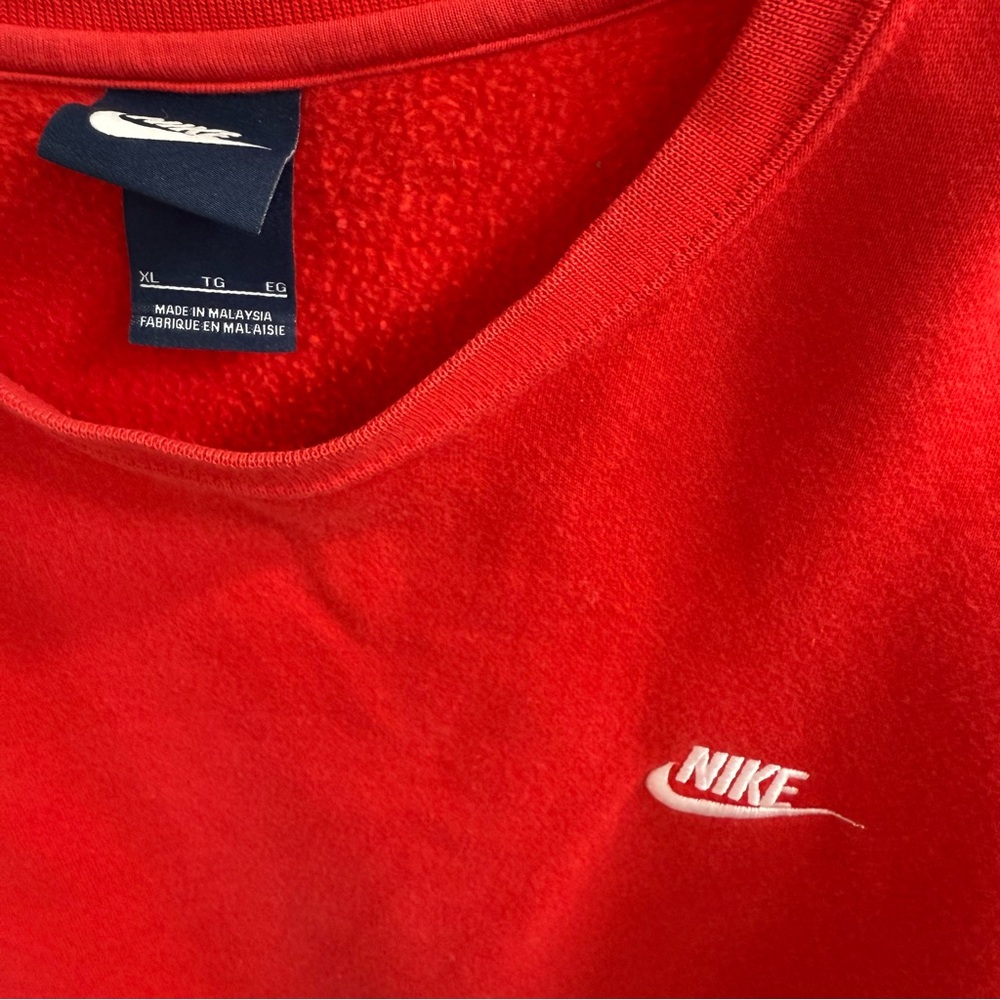 Nike Bold Red Crewneck Sweater - Size XL - Picture 2 of 3